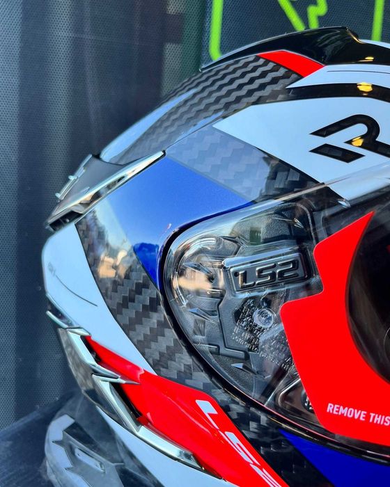 Capacete NOVO Carbono Total LS2 Challenger (50% Desconto) Tamanho XS