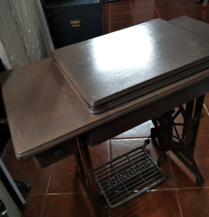 Máquina de costura Singer