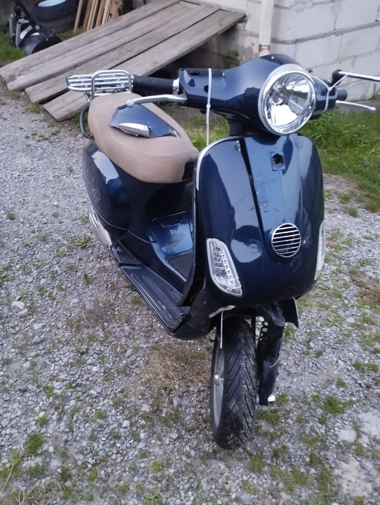 Piaggio Vespa 125