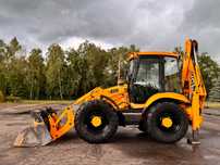 JCB 4CX  Stan bardzo dobry / łyżka krokodyl + widły