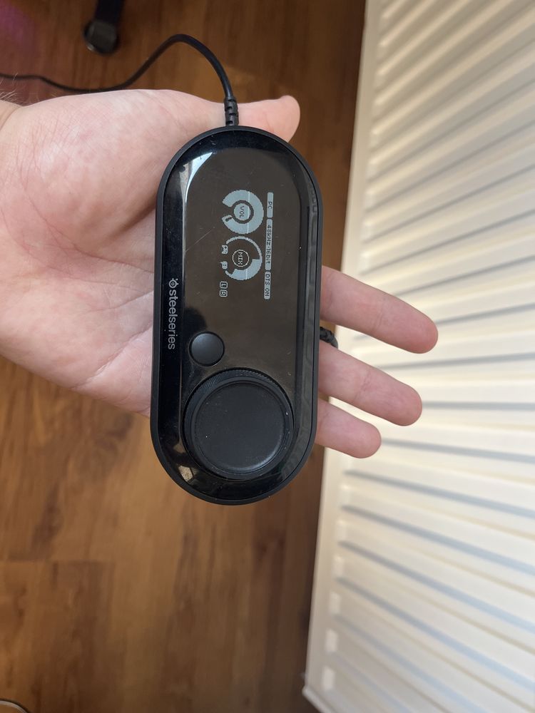 Sprzedam sluchawki STEELSERIES Arctis Pro + GameDAC