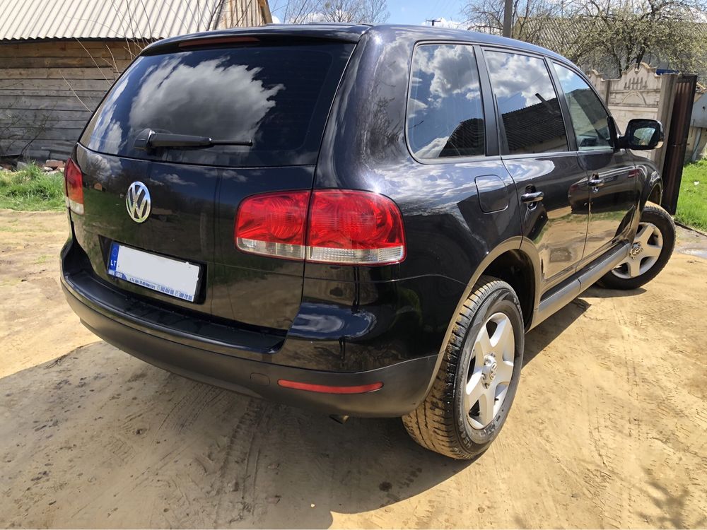 Разборка Volkswagen Touareg 2.5TDI двигатель салон бампер торпеда