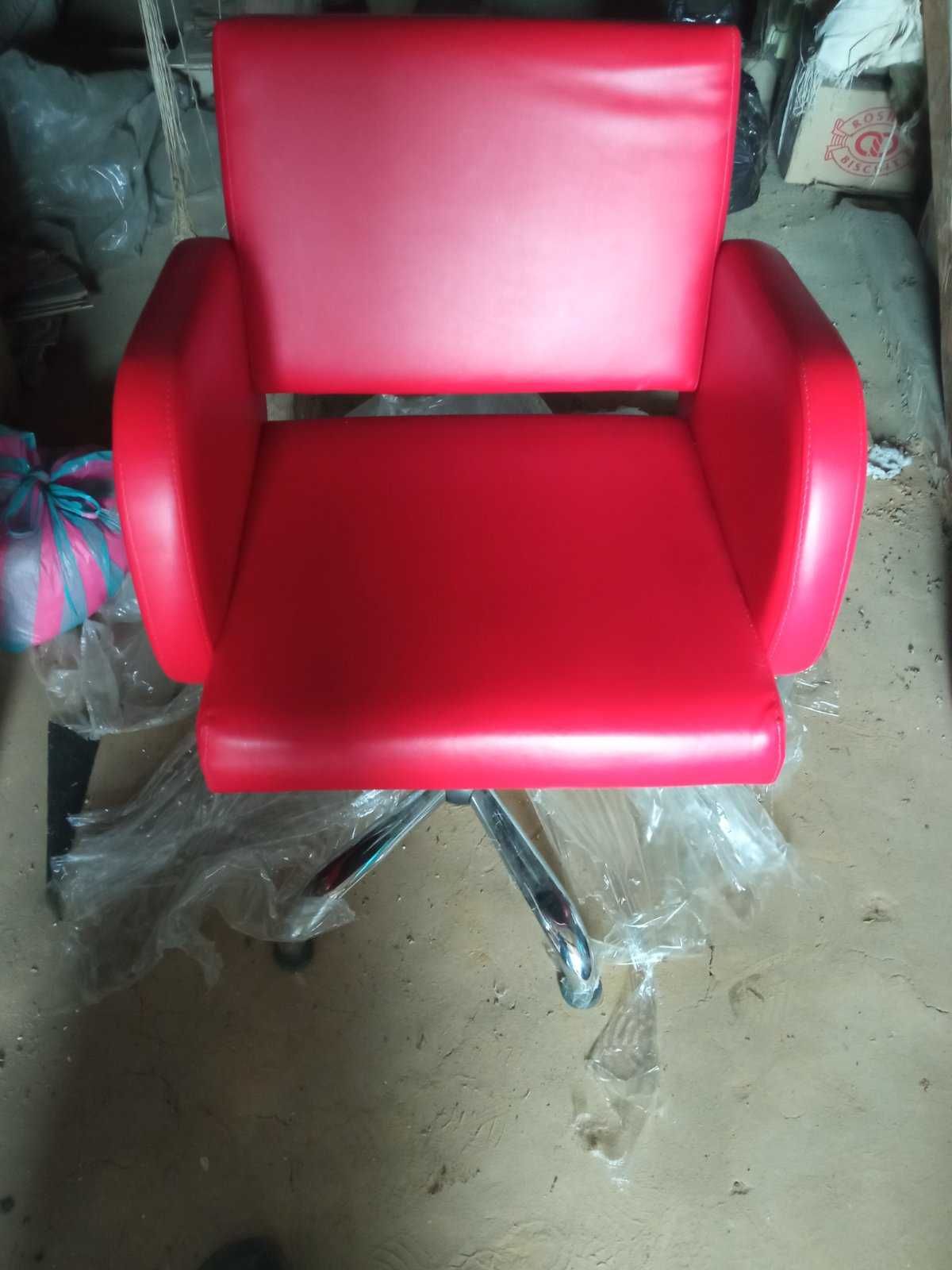 Крісло для перукарні.