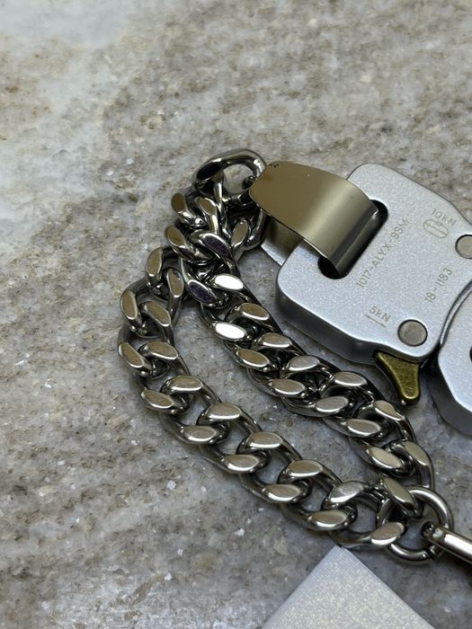 Браслет 1017 Alyx 9SM Metal Bracelet мужской серебристый