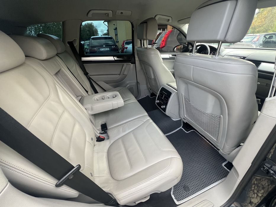 Таврек на спружинах в дуже гарному стані