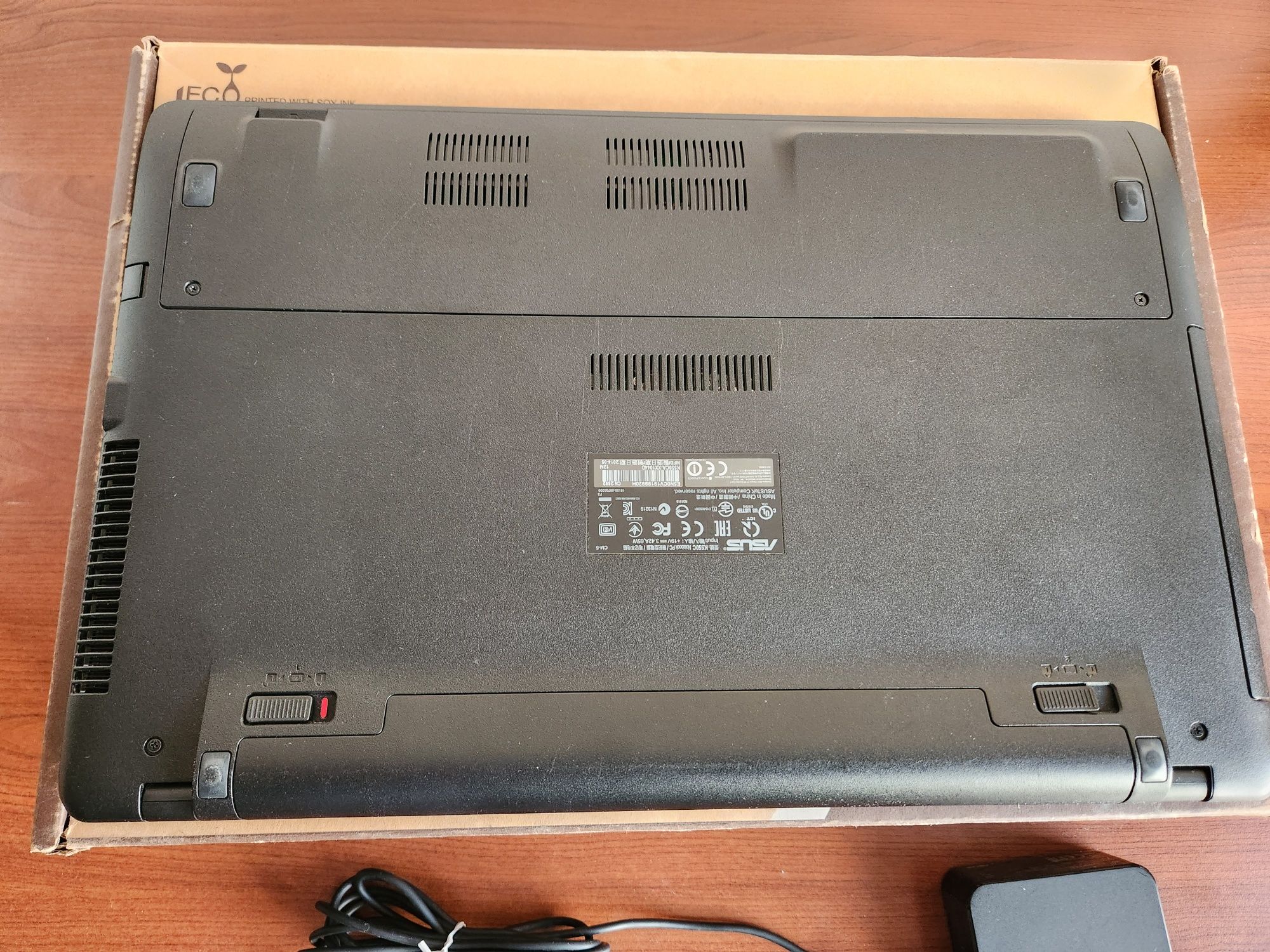 Ноутбук ASUS K550CA-XX1044D