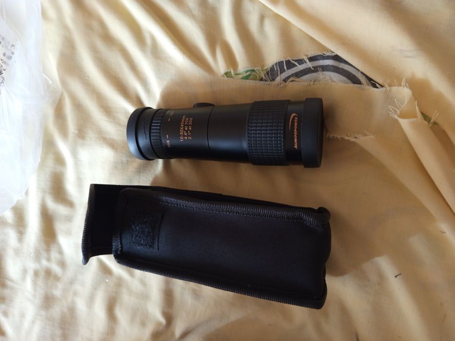 Monokular Aurosports