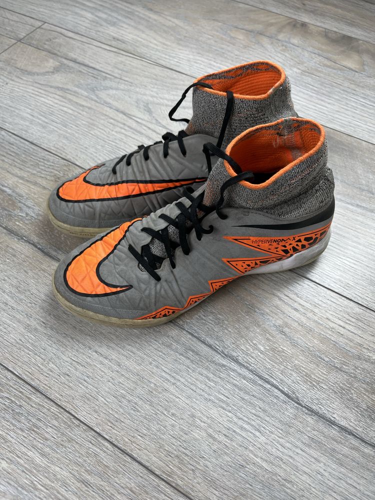 Szare buty sportowe halówki Nike Hypervenom X Proximo IC rozmiar 36