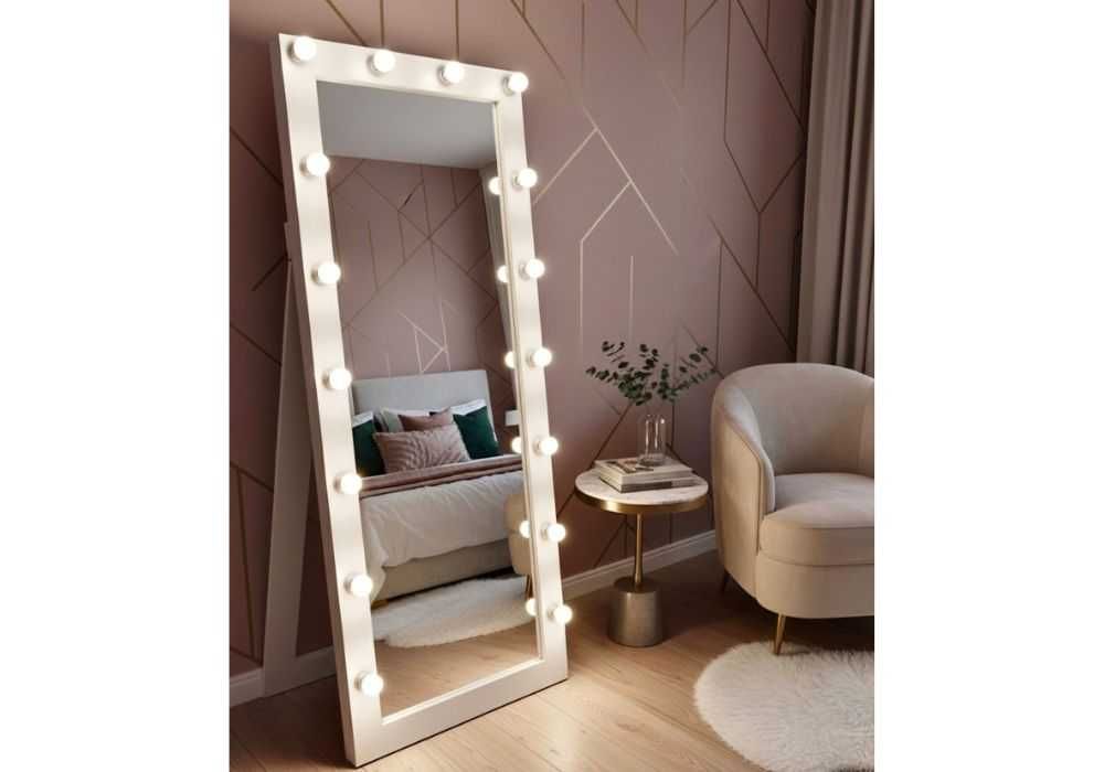 Гримерне дзеркало на опорі в білій рамі / Гримерное зеркало / ЗЕРКАЛА