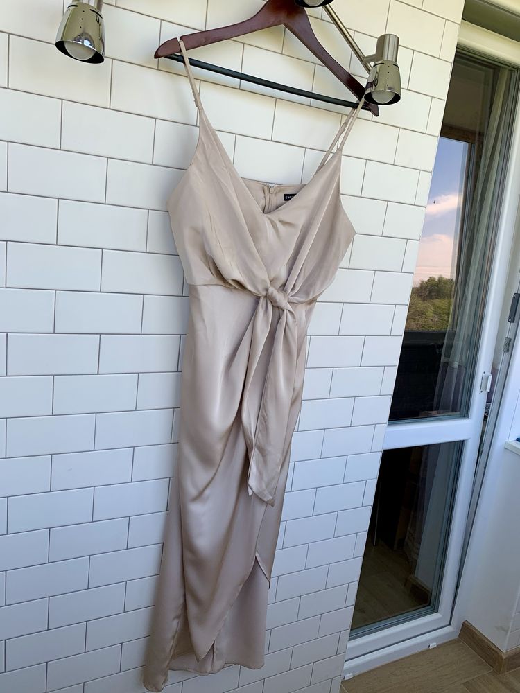Плаття сукня вечірня ,випускна святкова атласна сатинова Zara сарафан