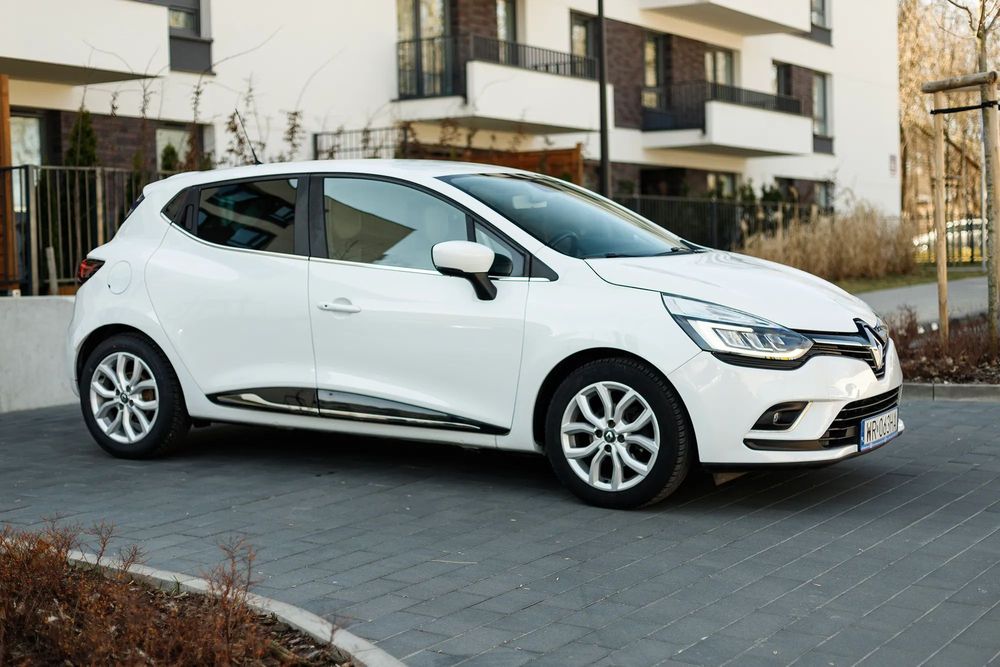 Renault Clio Prywatne/Niski Przebieg/Jak NOWE/Full LED/Półskóry/Tempomat