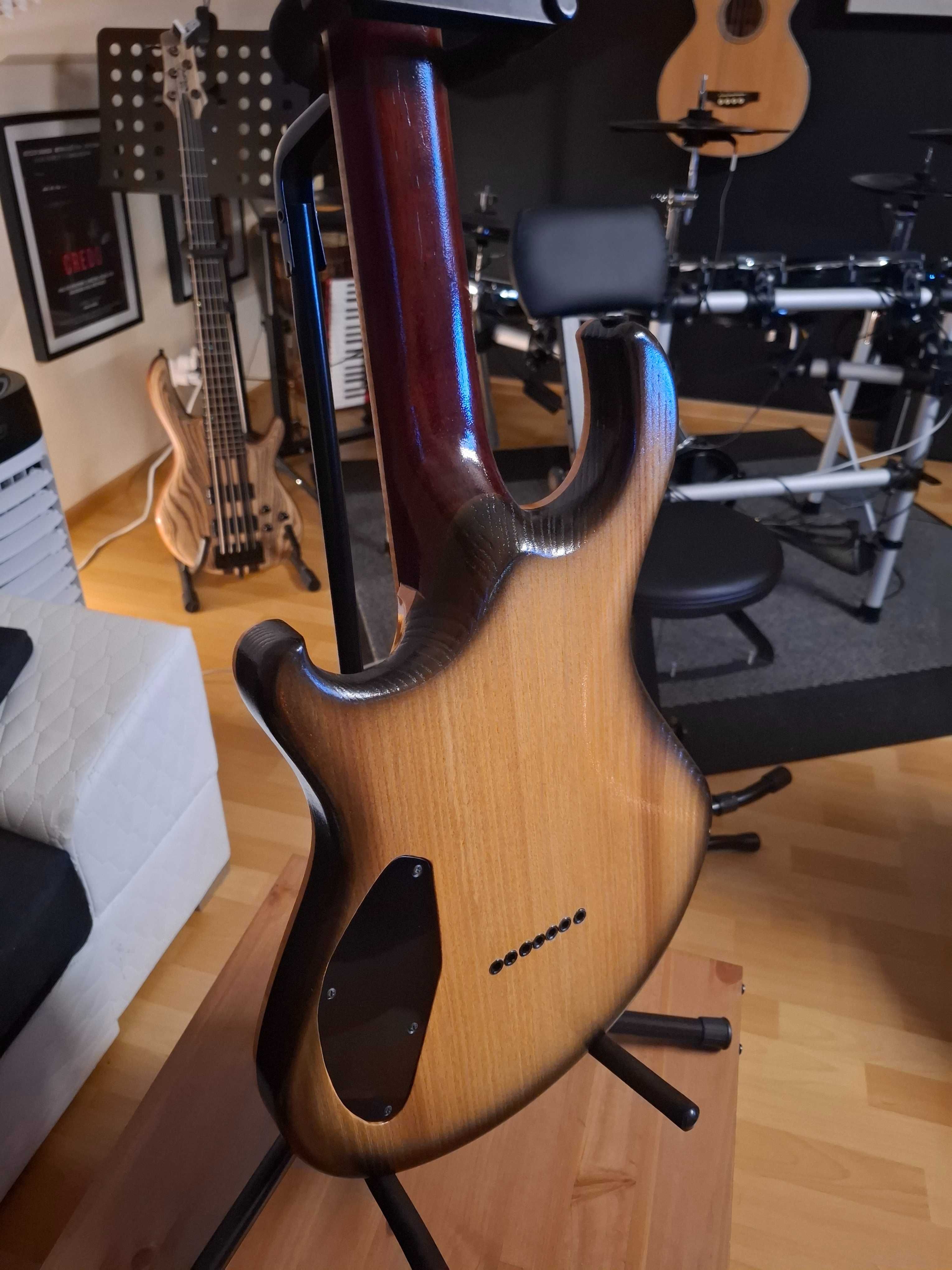 Lootnick -  Gitara lutnicza 7 strunowa 2010 rok.