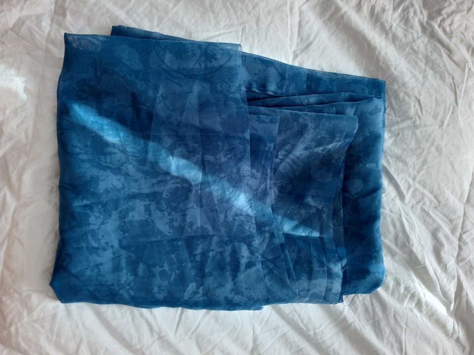 Штора тюль синяя полупрозрачная