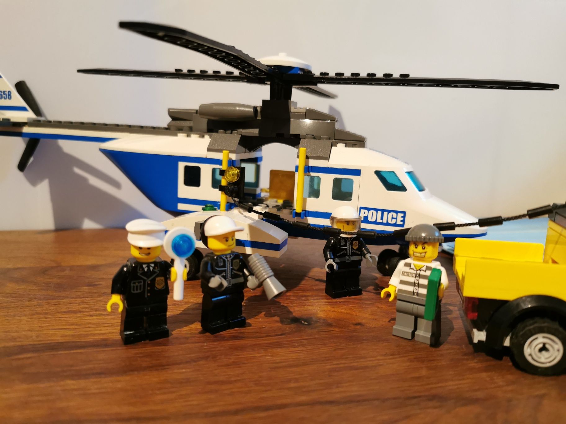 Lego City 3658 Helikopter policyjny kompletny