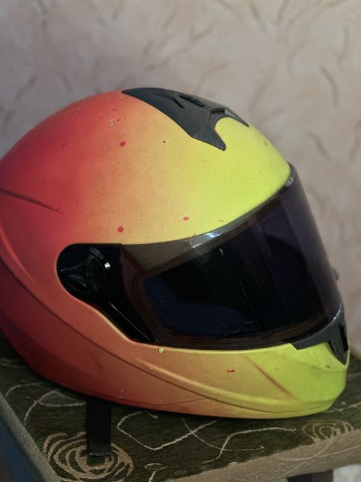 Продам якісний шлем