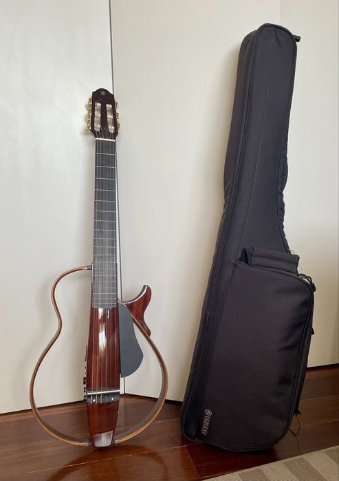 Guitarra electrica Yamaha Silent