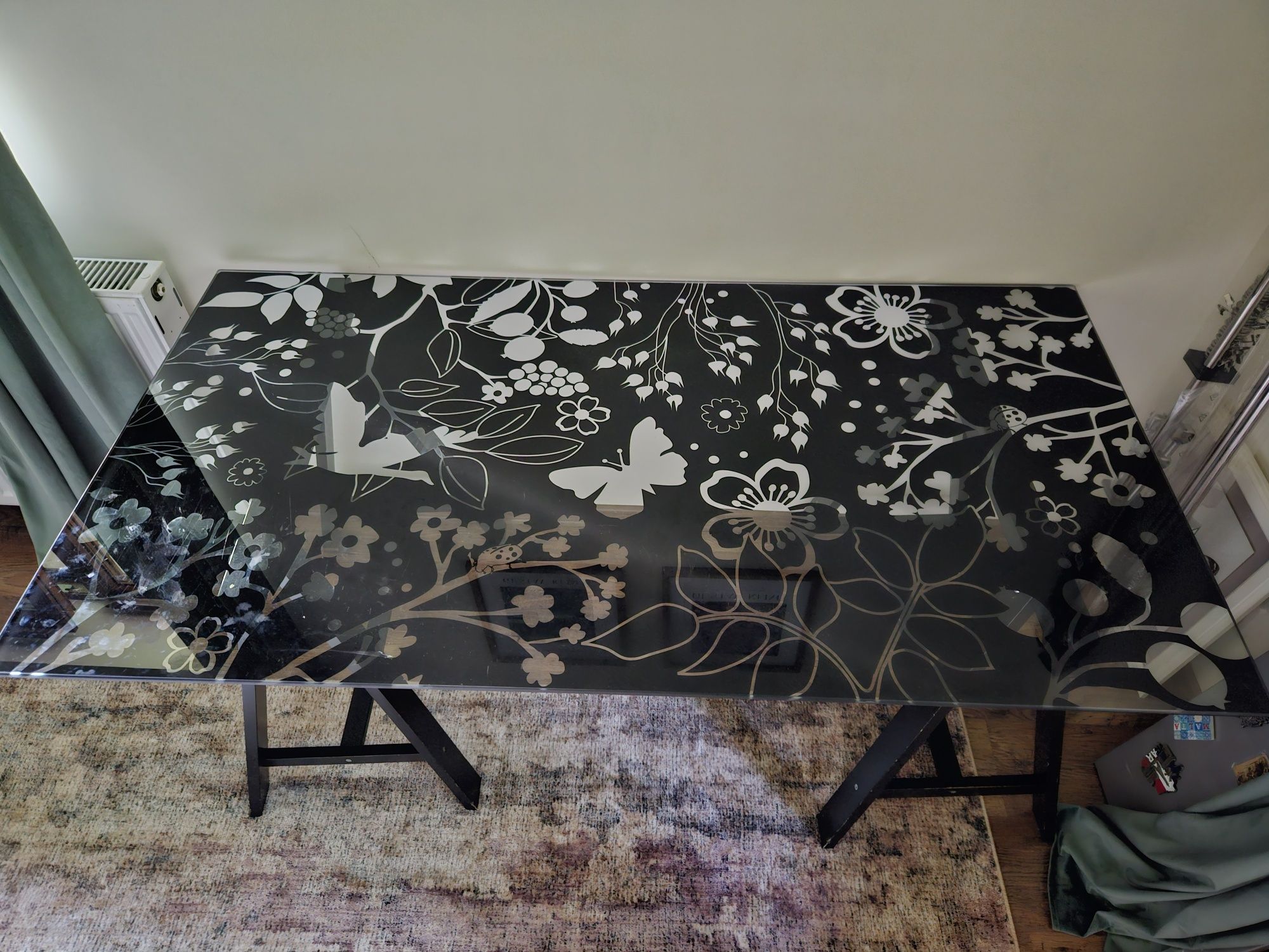 Biurko szklane ikea