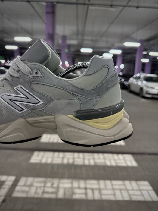 зимові кросівки new balance 9060 waterproof