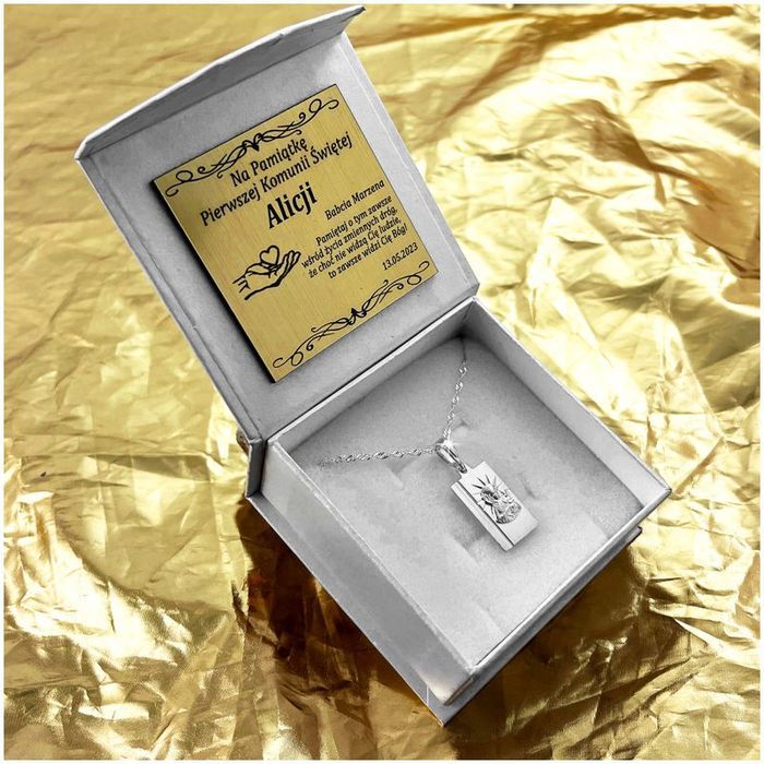 Srebrny Łańcuszek Z Medalikiem Pr. 925 Pamiątka I Komunii Świętej + Gr