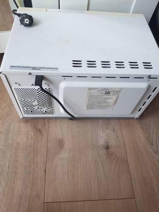 Mikrofalowka Amica AMM 17E70