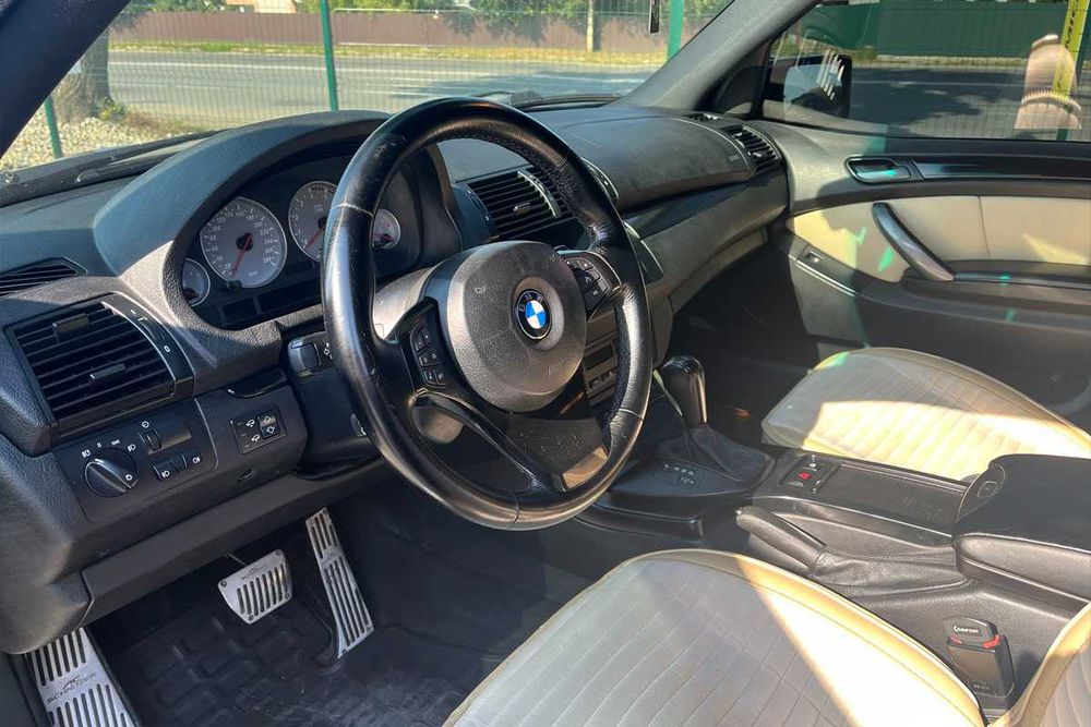 BMW X5 2006 року