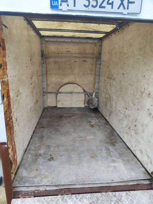 Легковий пречіп, одноосний.