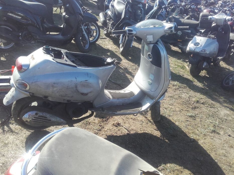 Piaggio vespa lx125 lx 125 silnik koło felga lampa amortyzator części