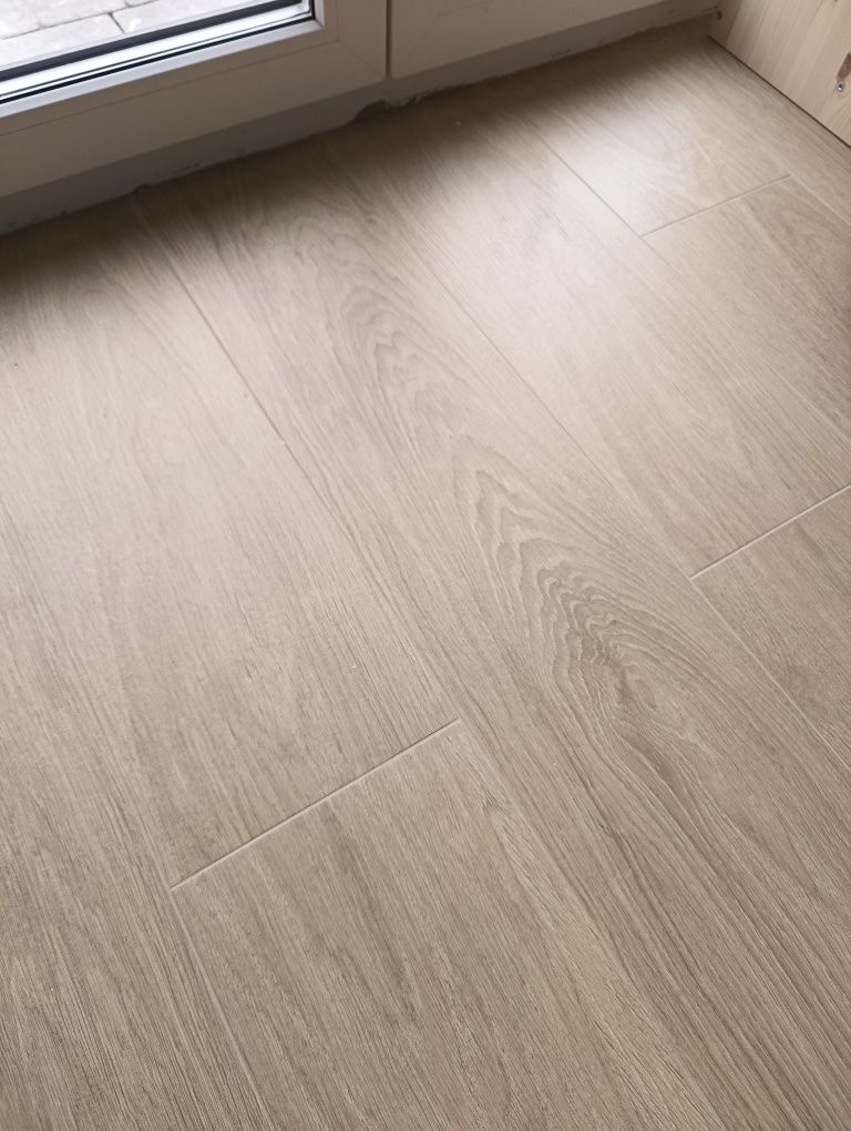 Płytki drewnopodobne gres drewnopodobny