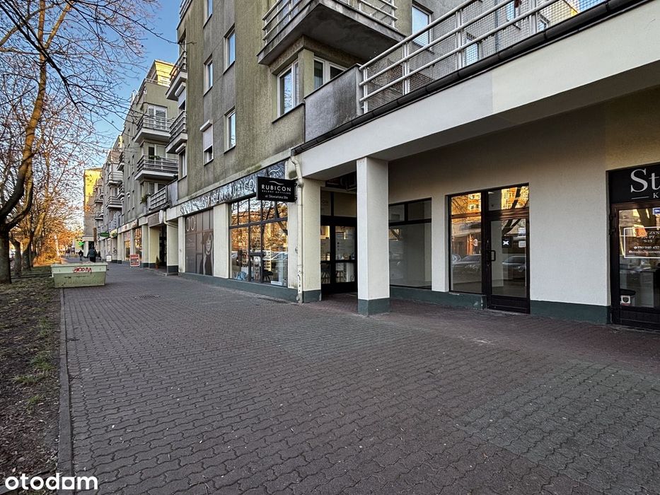 Lokal usługowy 56,5m² z witryną na parterze