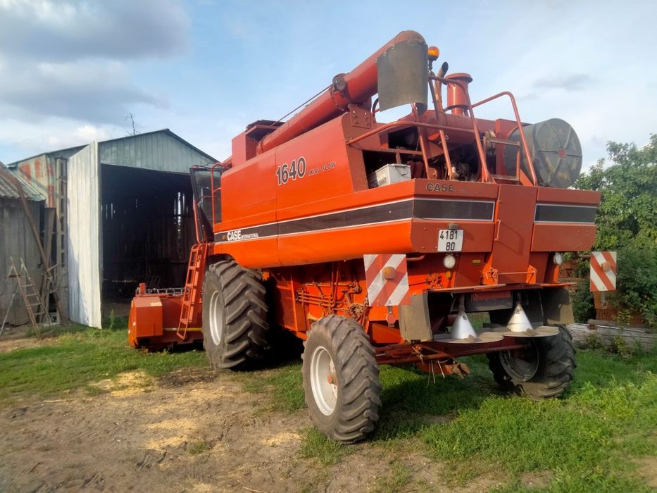 Case 1640 + Case 1030 kombajn zbożowy