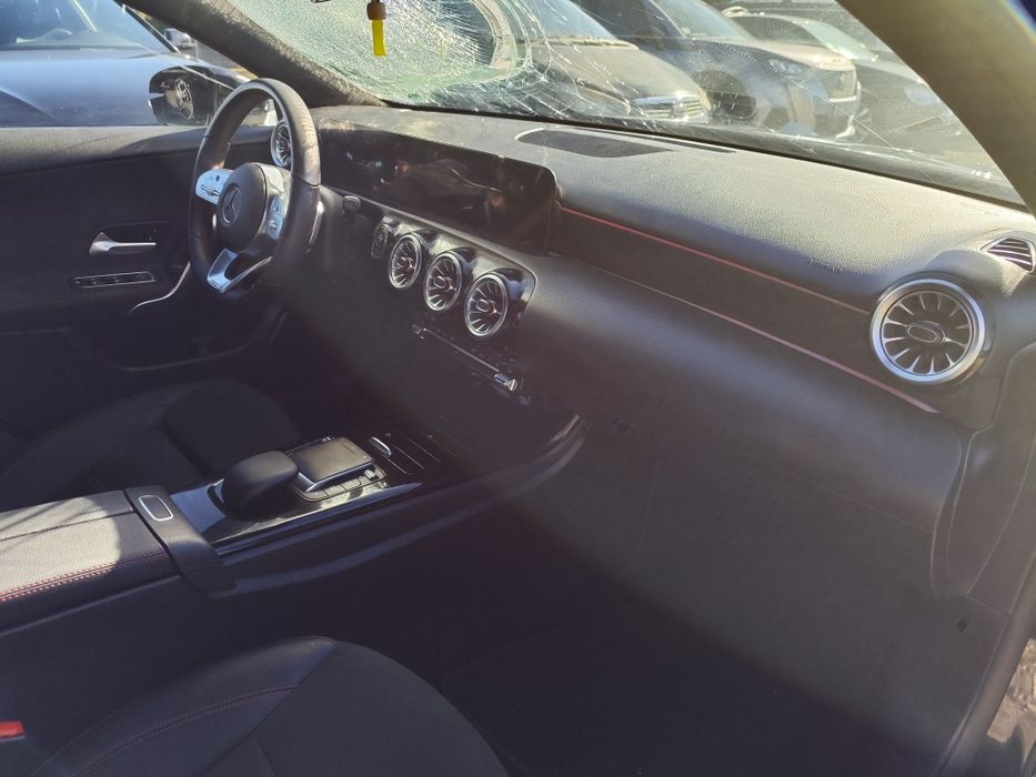 Mercedes A250 E Híbrido Elétrico