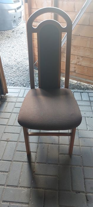 Stół i krzesła do jadalni,