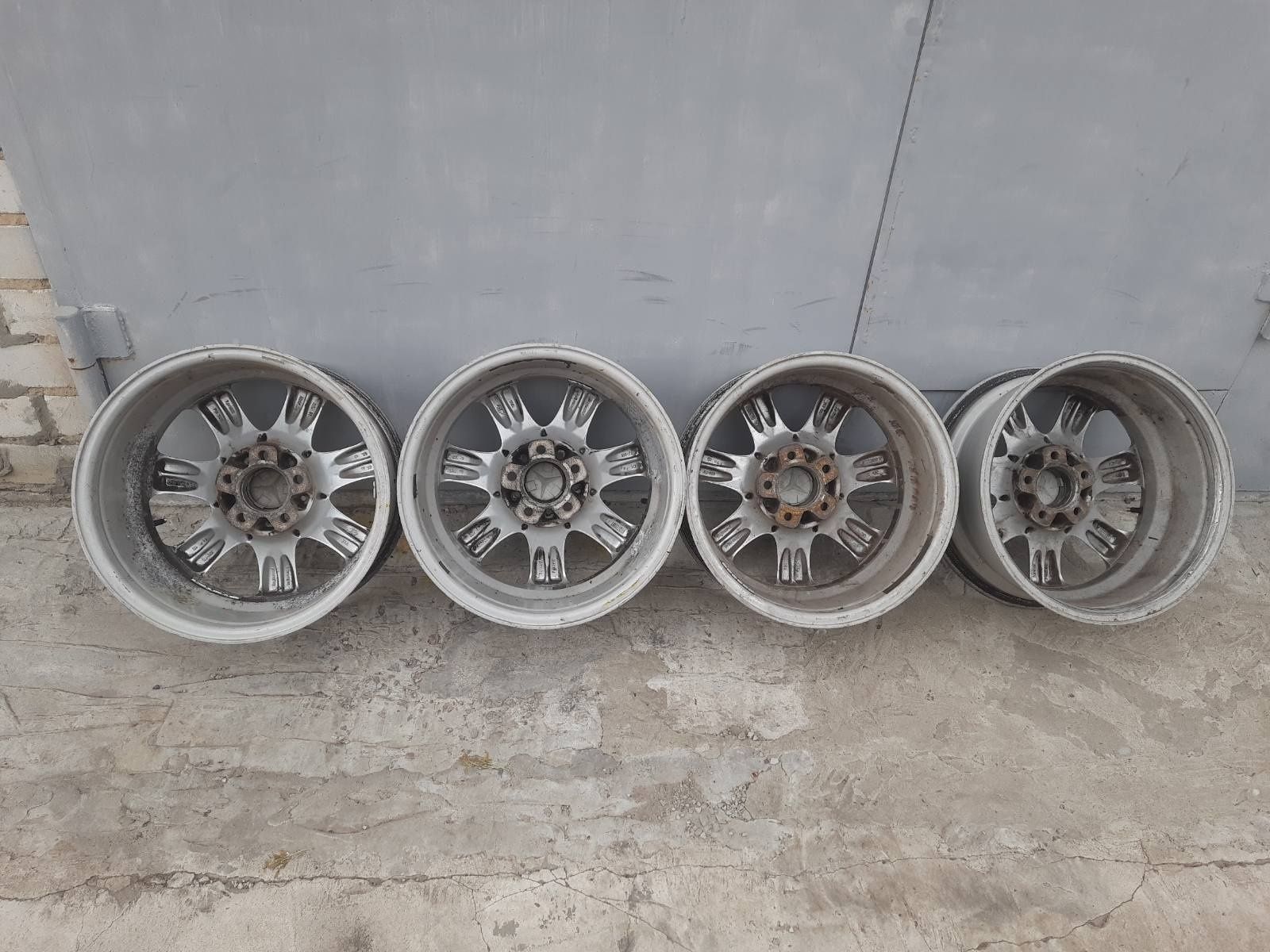 Продам диски 5×112 R-16