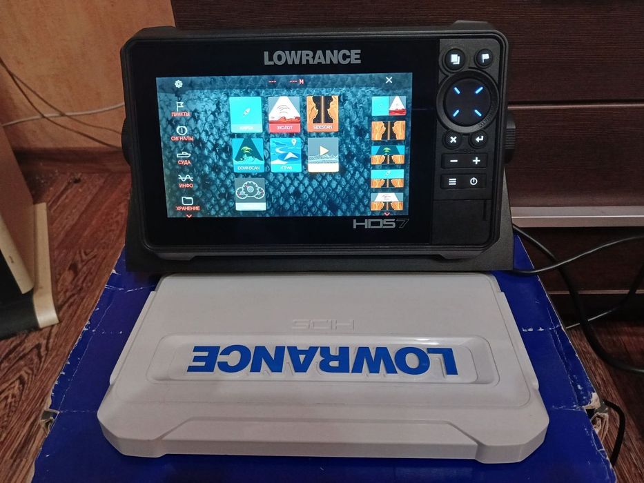 Эхолот Lowrance Live 7
