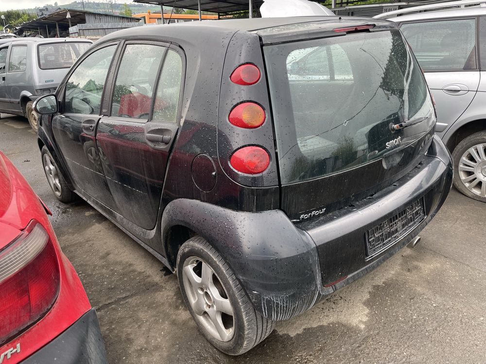 Na części Smart Forfour 454 EB3 EA4 1.5 CDI skrzynia 5B