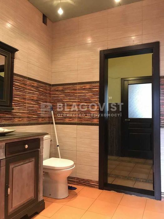 Продаж 3х пов. будинку 400м2, Деміівка