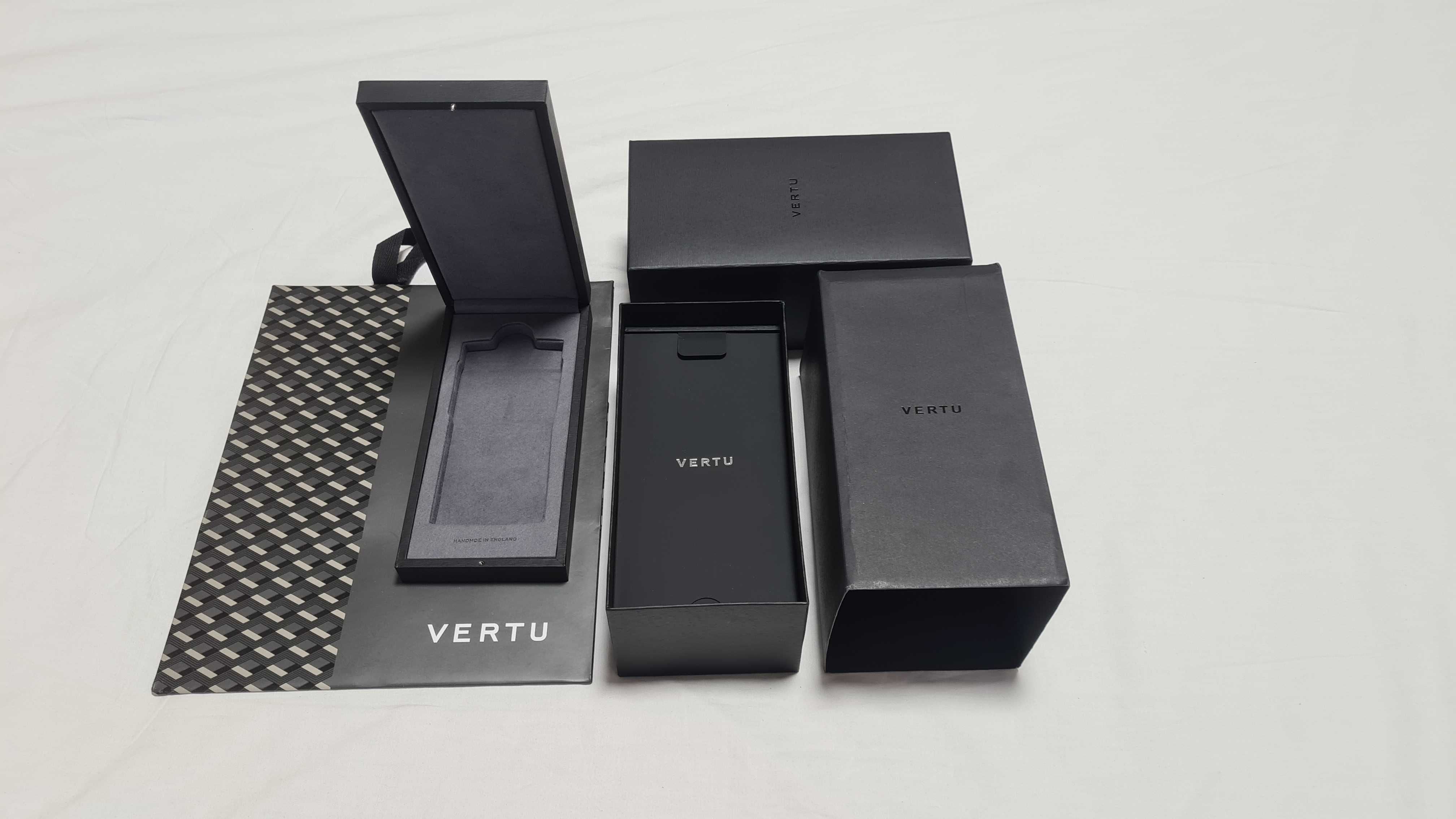 Комплект Vertu Signature Touch, комплект к телефону верту,  aster