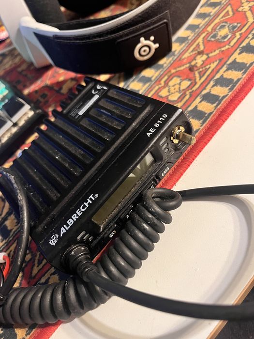 CB radio Albrecht AE 6110 – sprawne, z mikrofonem i przewodami – pilne