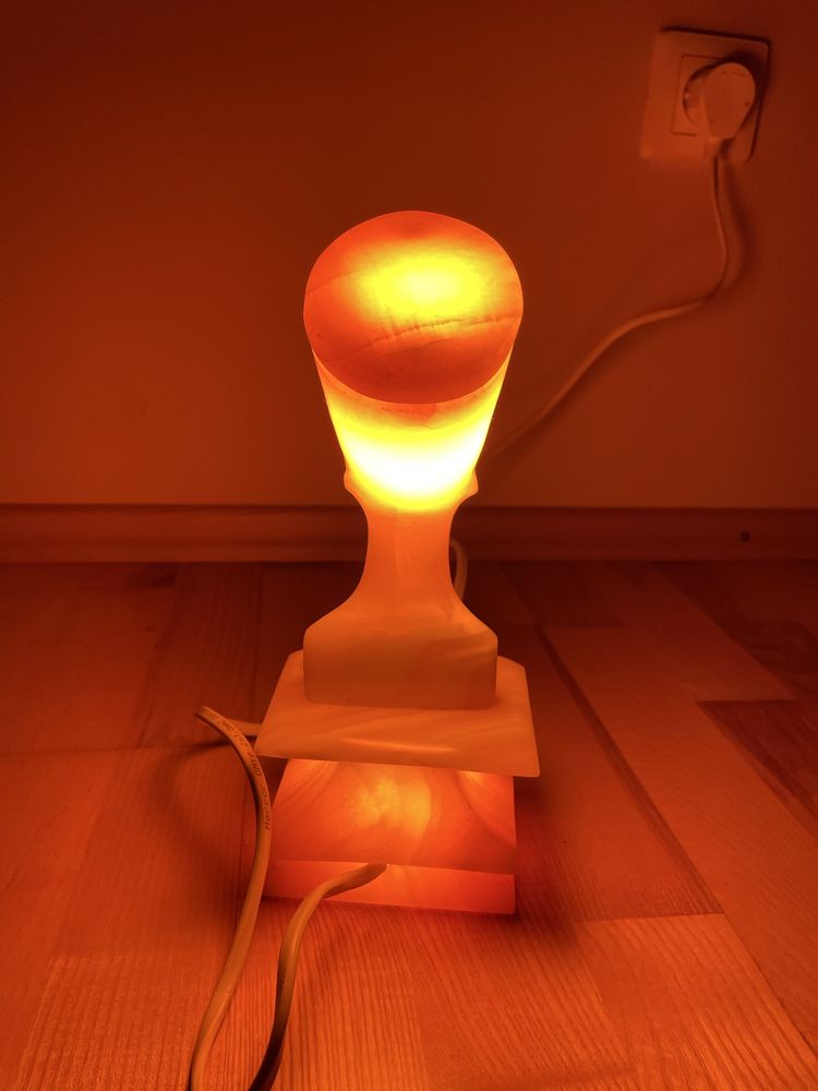 Lampka nocna Nefretete alabaster