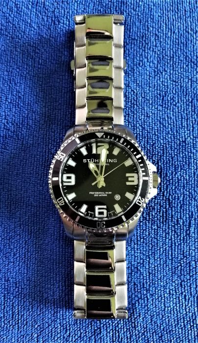 Relógio Stührling Original Aquadiver Regatta Men's Watch