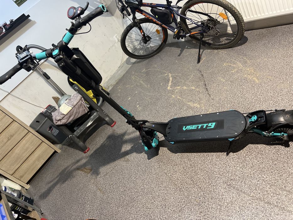Hulajnoga elektryczna Vsett 9