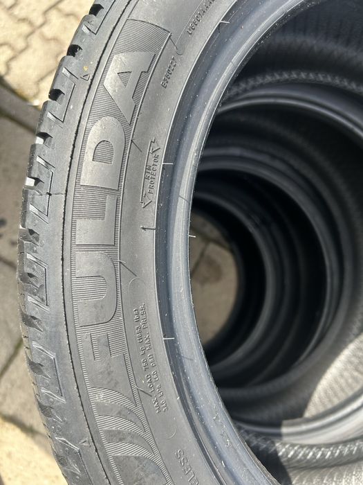 103 Opony Zimowe Fulda 225/50/17 Bardzo Ładne