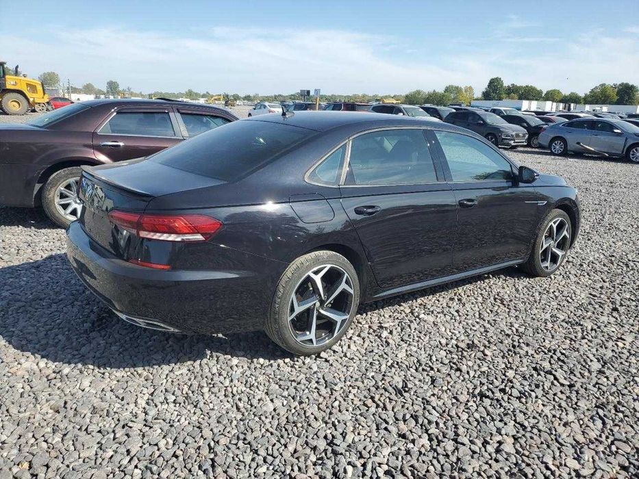 VOLKSWAGEN Passat R-Line 2020