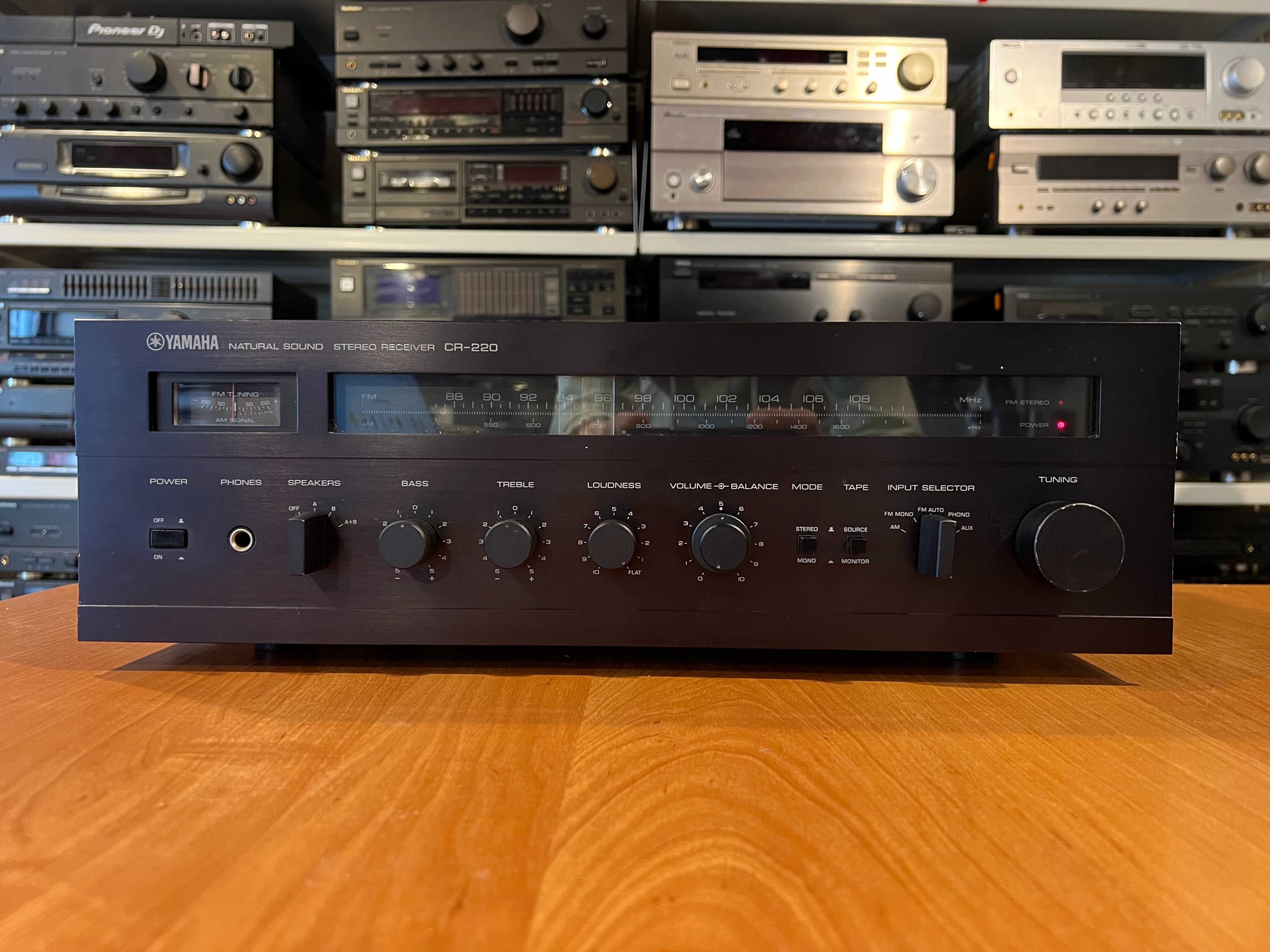 Amplituner Yamaha CR-220 Audio Room