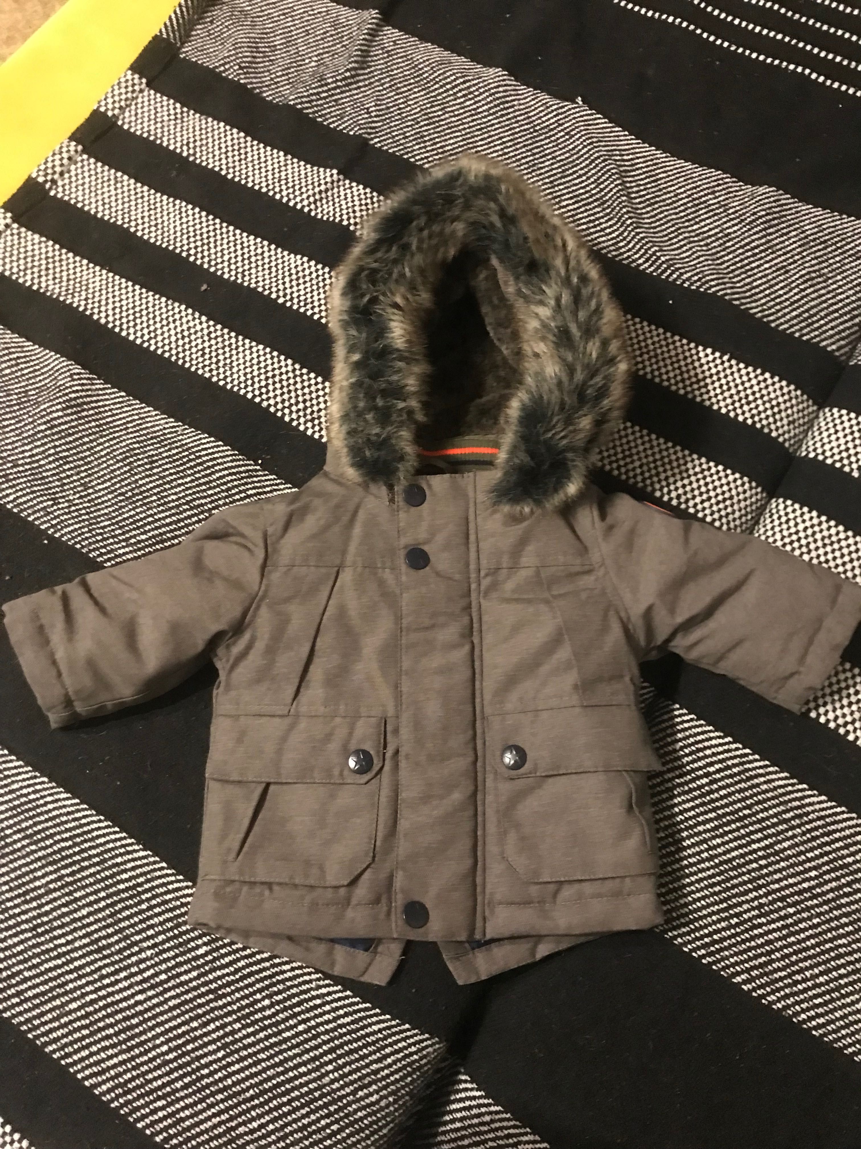 Куртка Primark на хлопчика 62 см