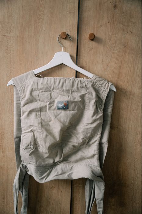 Nisidełko love carry