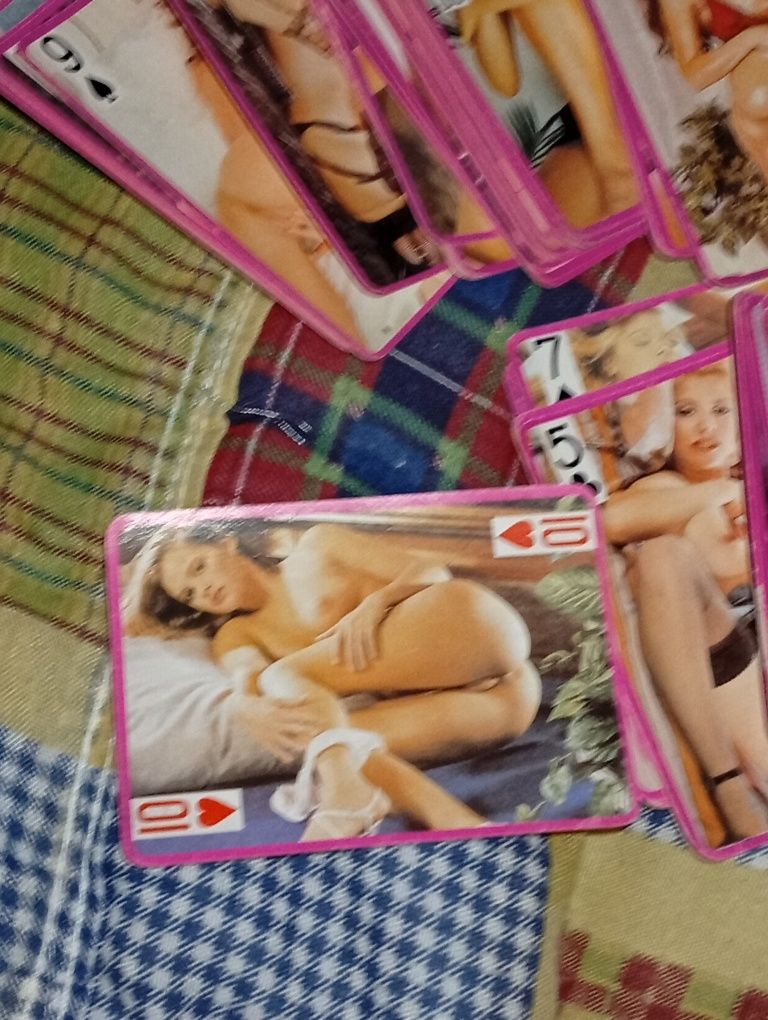 Baralho de Cartas Adultos