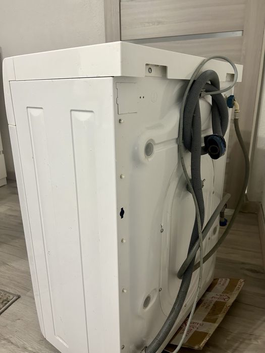 Стиральная машина Zanussi lindo 300