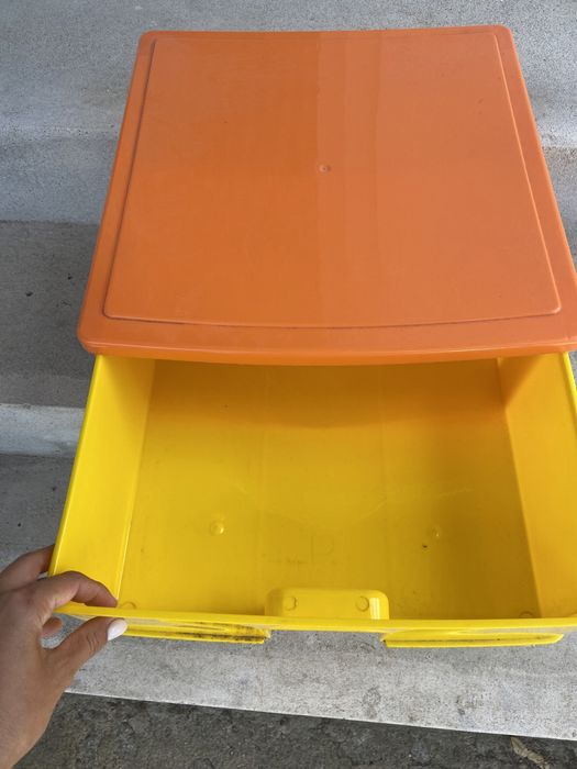 Vendo conjunto de 2 gabetas