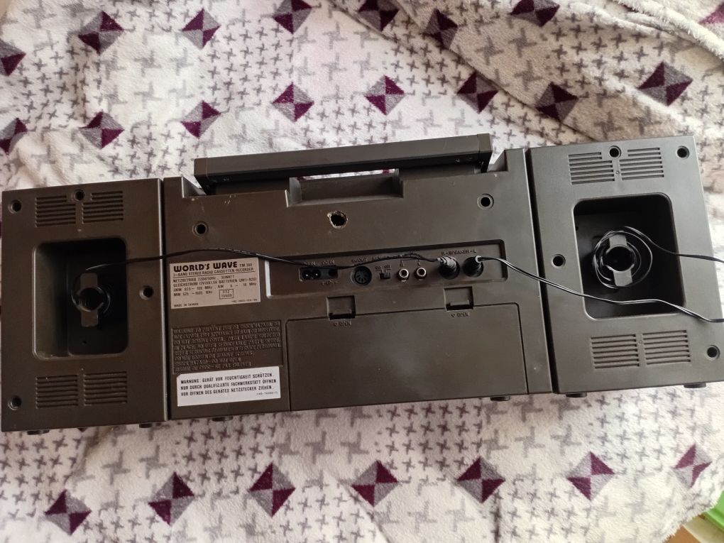 Radiomagnetofon Worlds Wave TM380